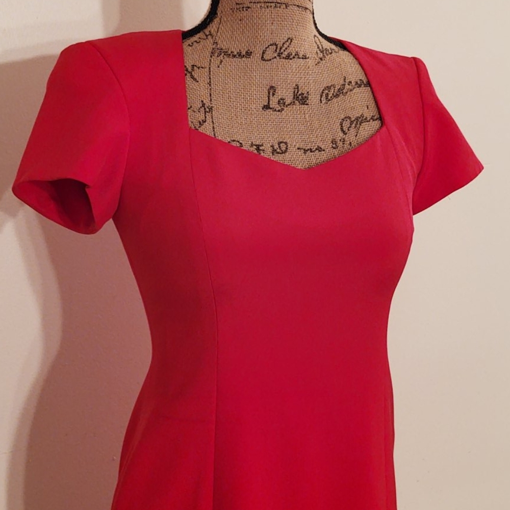 Fuschia | Gillian Women Petites Silk Dress | 2P - Picture 4 of 11